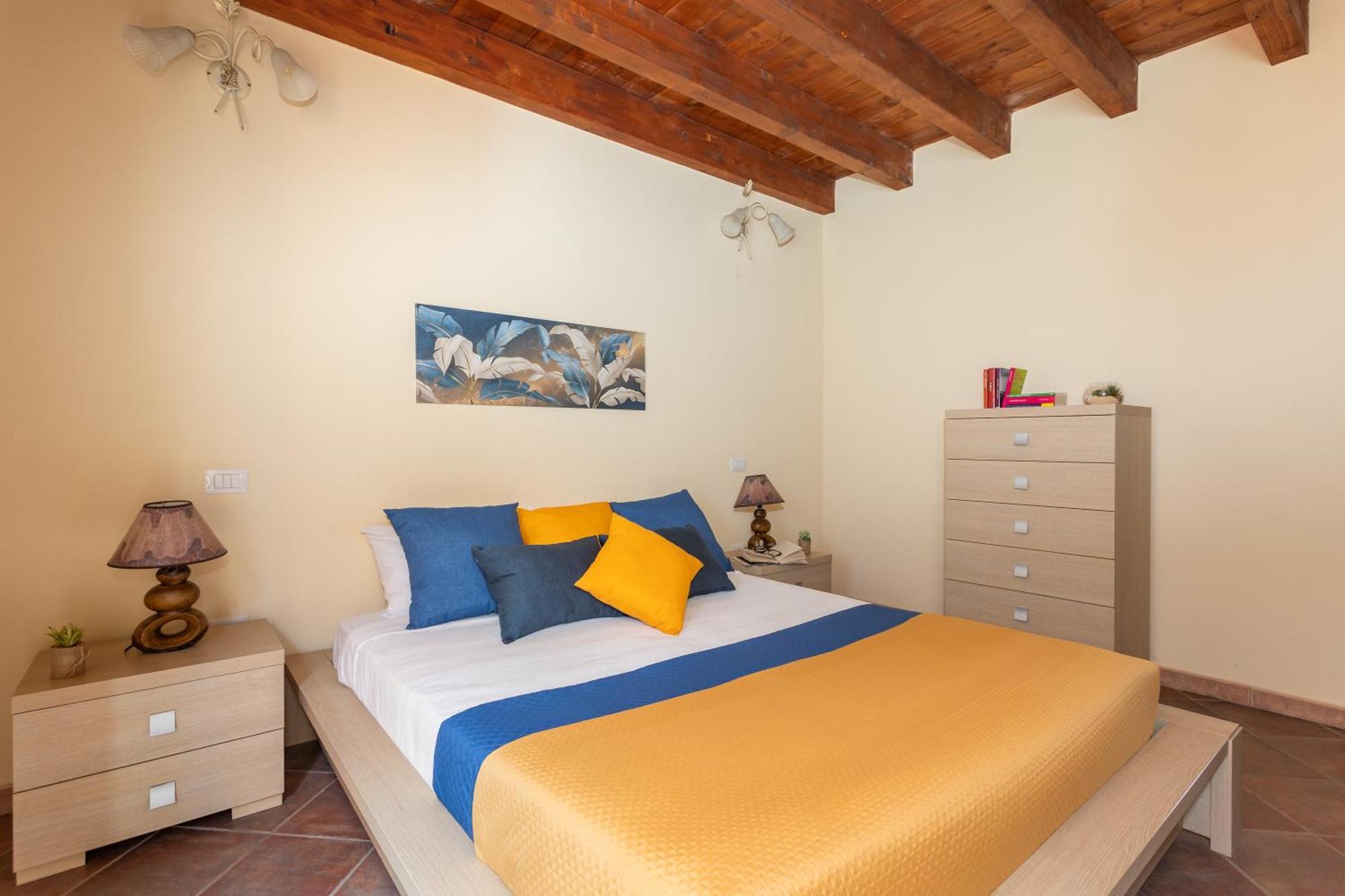 - Spazioso Al Centro Appartement SantʼAntìoco